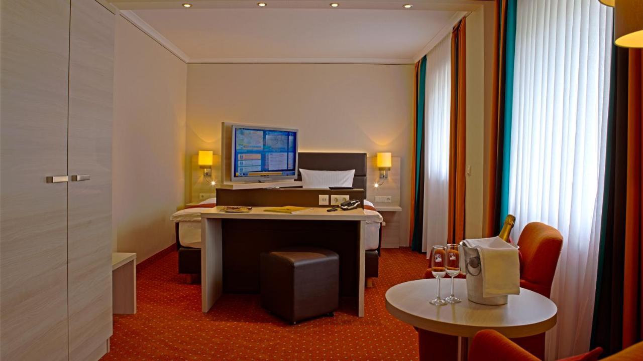 Landgasthof Eiserner Ritter บอพพาร์ด ห้อง รูปภาพ